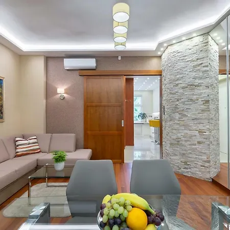 Citypark Deluxe Appartamento *